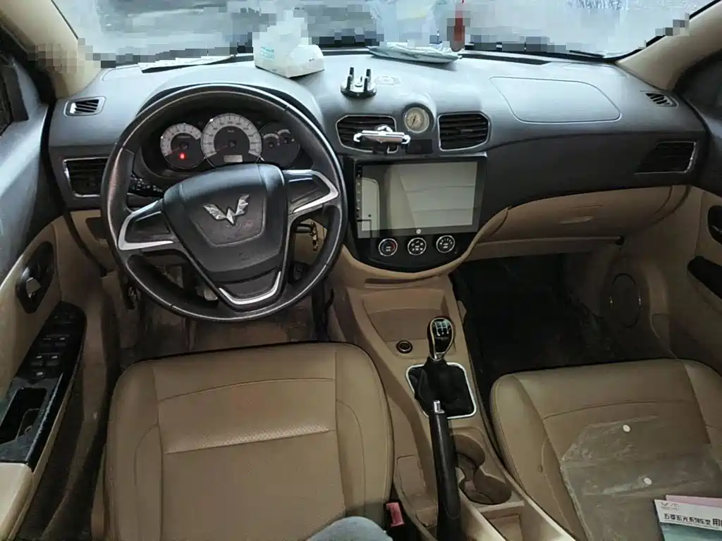 Wuling Motors Wuling Hongguang 2014 2013 1.2L S Comfort China IV