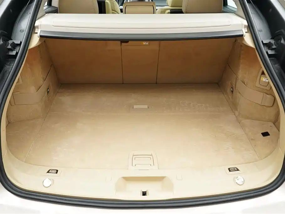 BMW 5 Series GT 2013 535i xDrive Luxury фото 17
