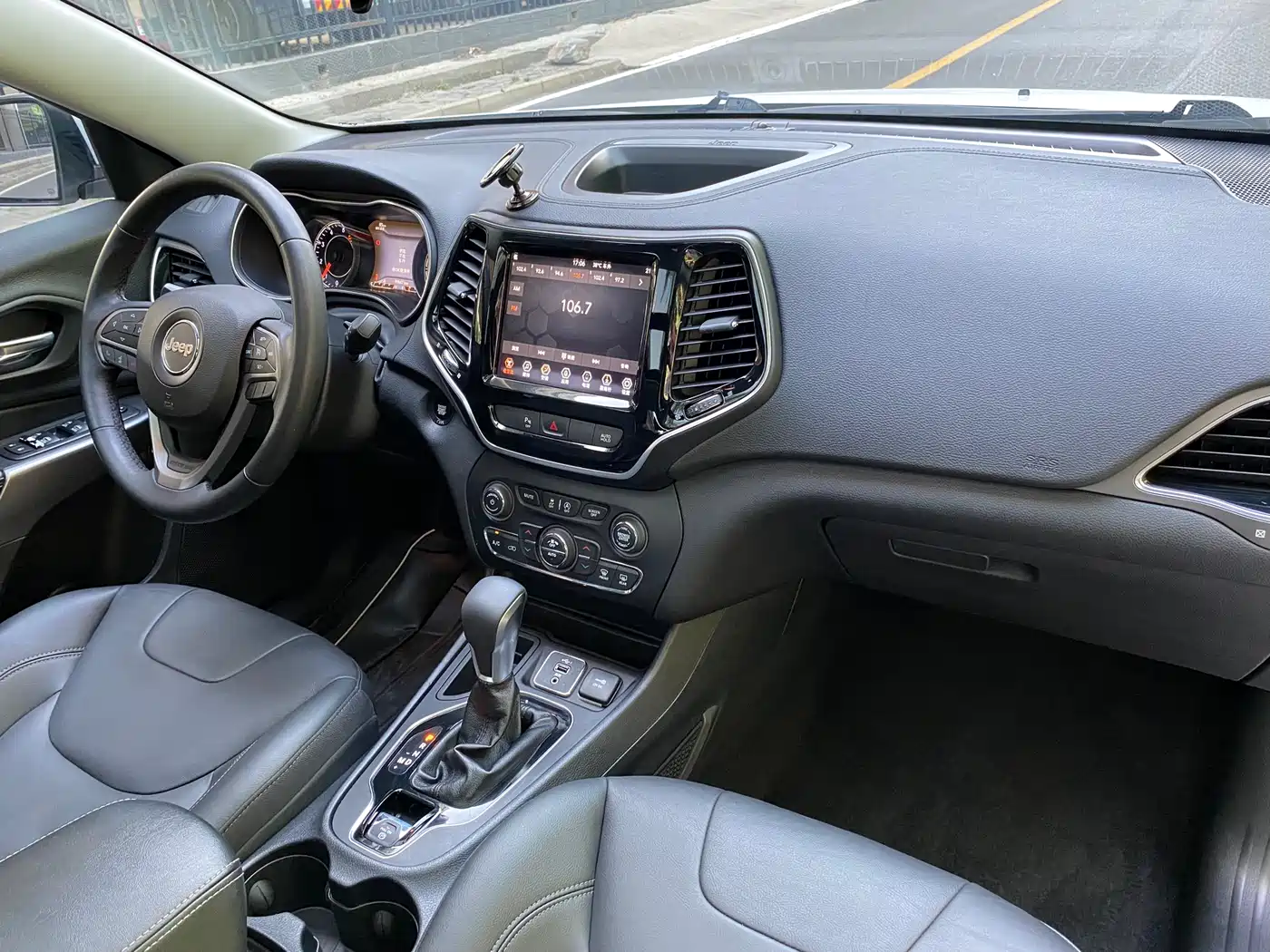 Jeep Cherokee 2019 2019 2.0T 2WD Smart Edition China V