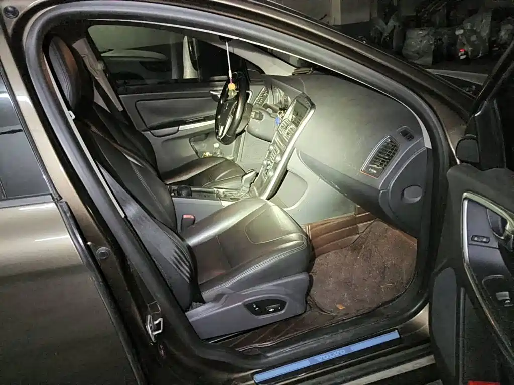Volvo XC60 (Import) 2014 2014 T5 Zhiyi Edition