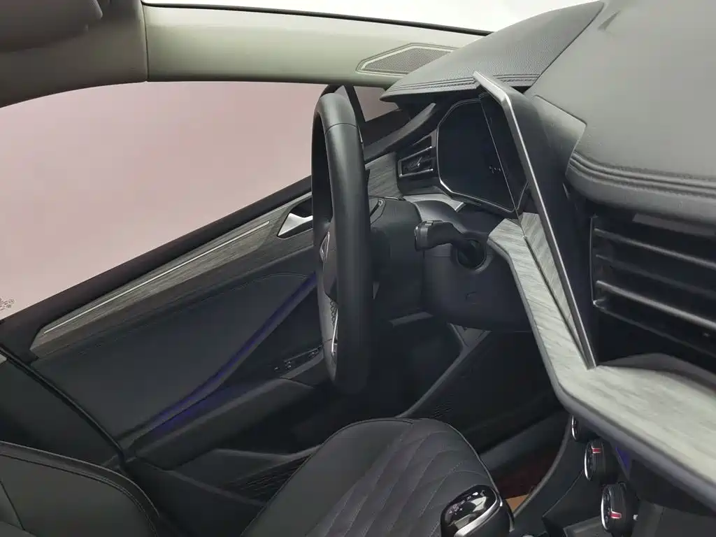 Volkswagen Sagitar, миниатюра 22