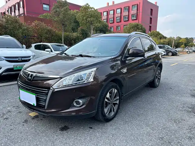 luxgen excellent-6-suv