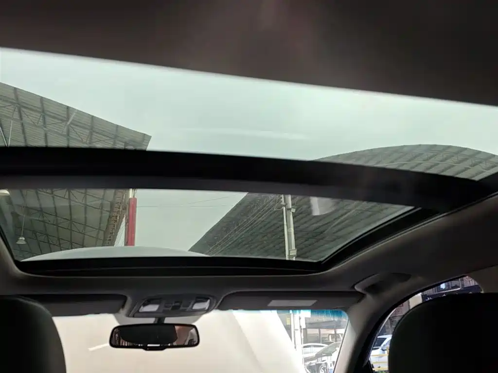 Kia K5 2016 1.6T Automatic LUX фото 18
