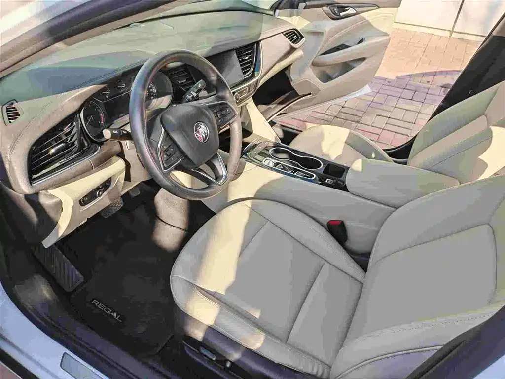 BUICK REGAL