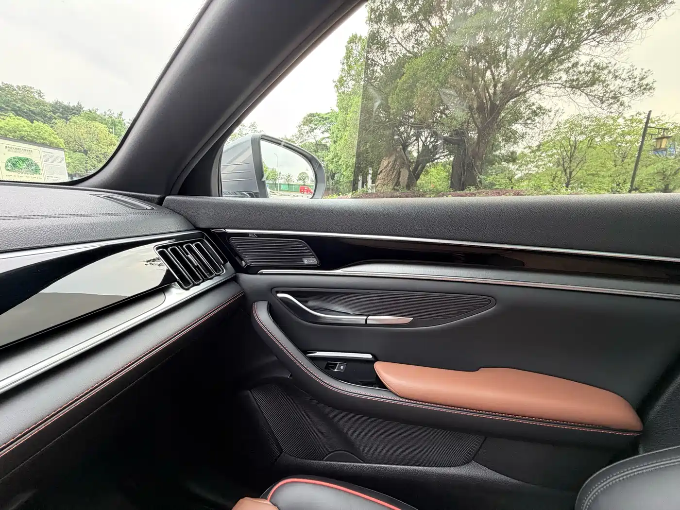 BYD Song PLUS 2020 1.5T Automatic Flagship фото 20