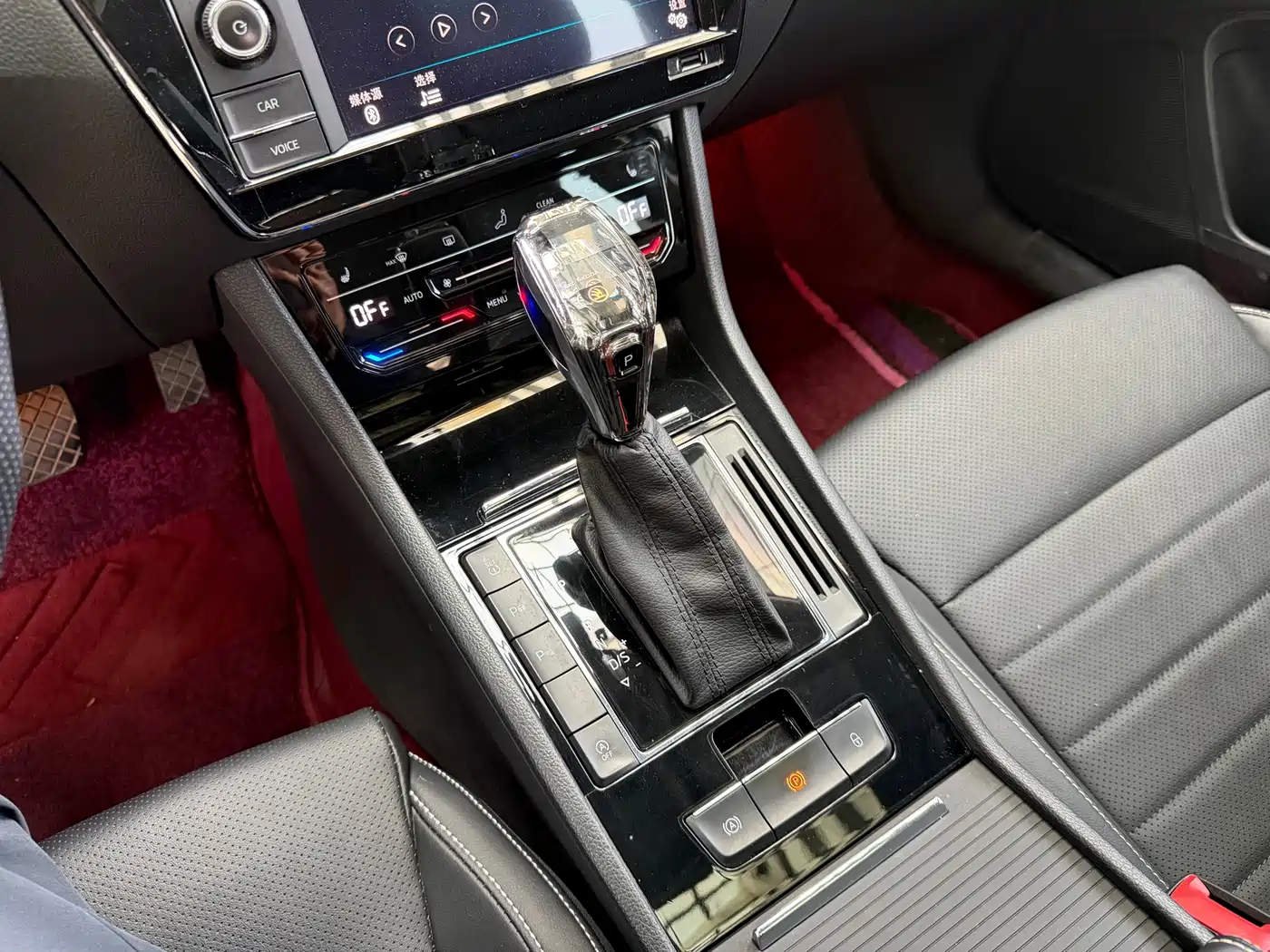 Škoda Superb 2019 Facelift TSI330 DSG Comfort фото 24
