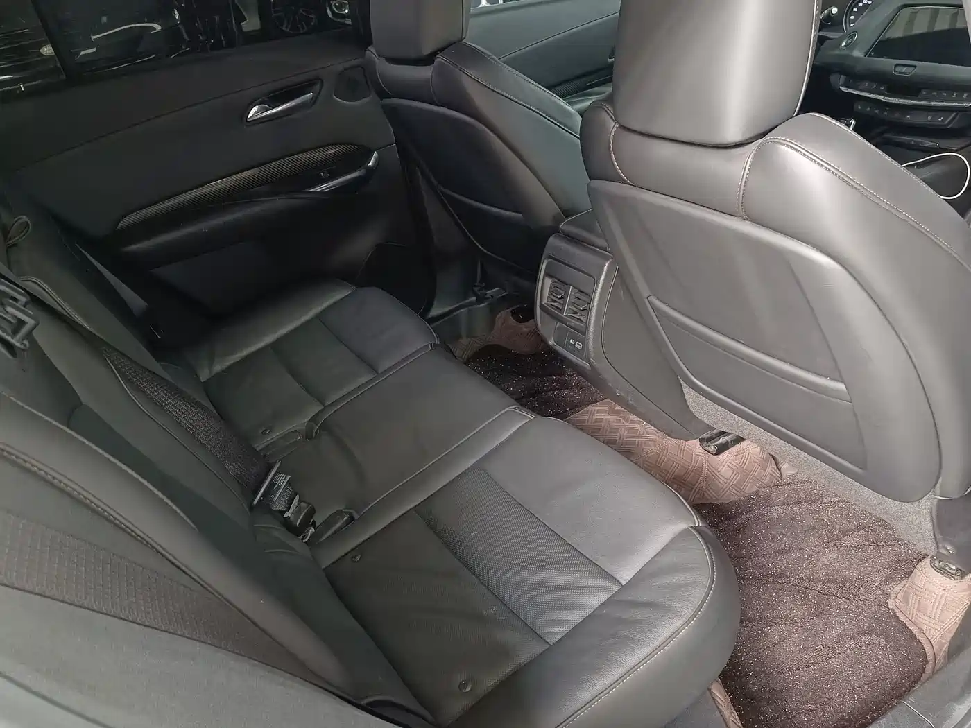 Cadillac XT4 2022 28T FWD Style фото 4