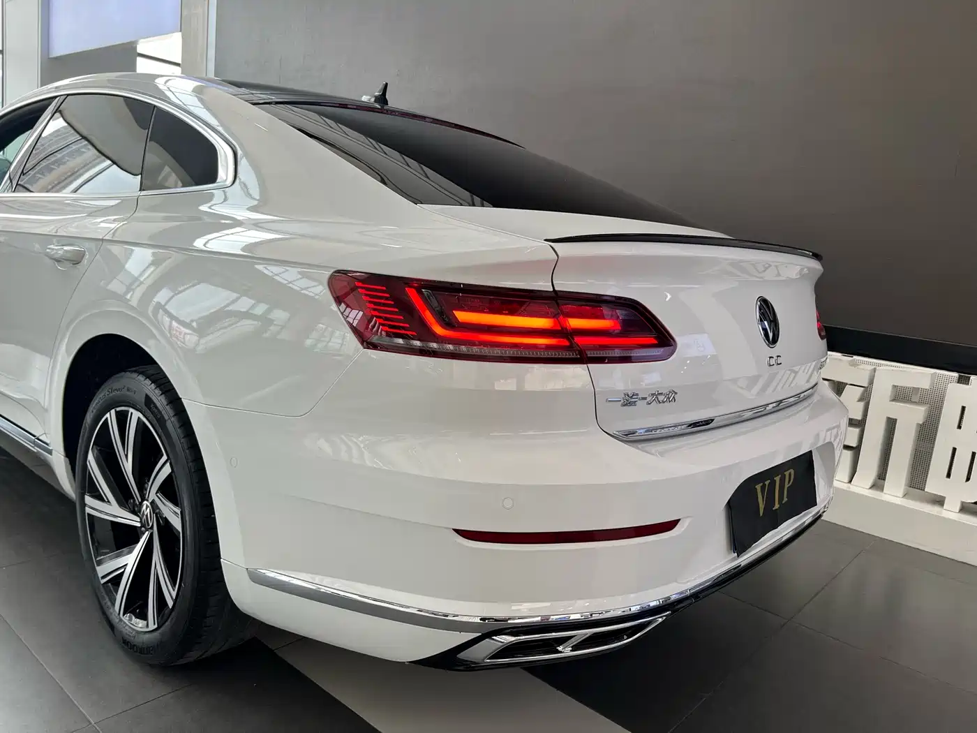Volkswagen FAW-Volkswagen CC 2021 380TSI Eye-catching Edition фото 19