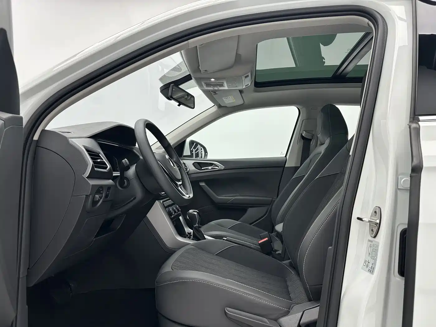 Volkswagen T-Cross 2023 2022 280TSI DSG Comfort Edition