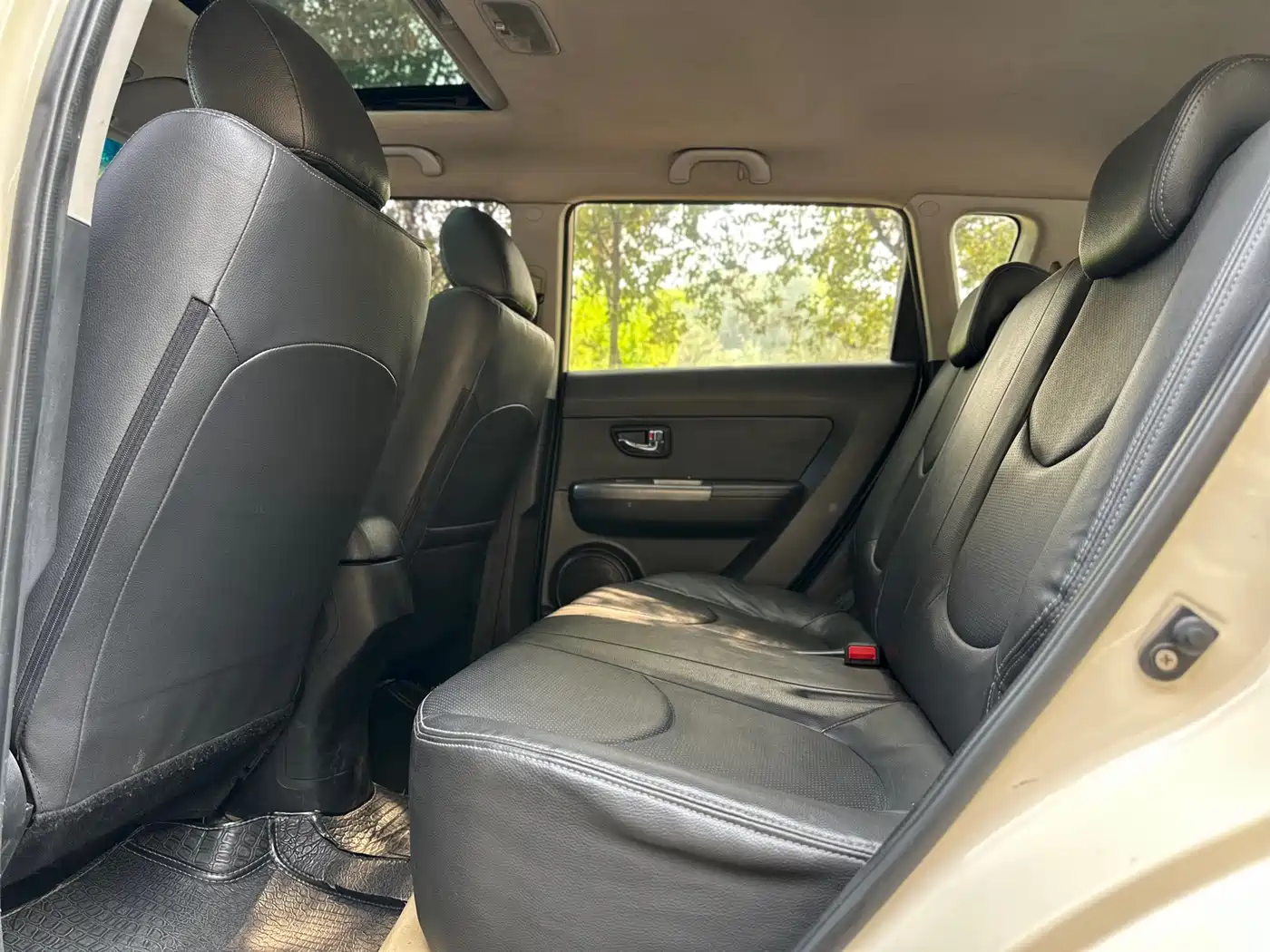 Kia Soul 2012 1.6L AT GLS фото 7