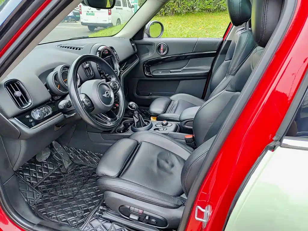 Photo 7 - MINI COUNTRYMAN