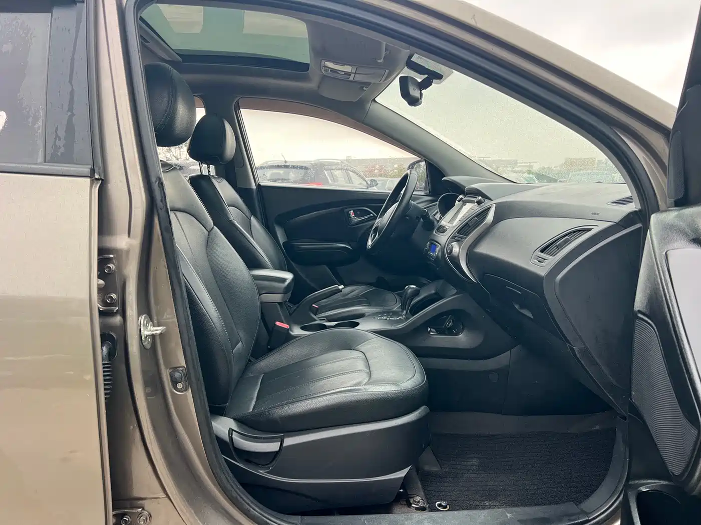 Hyundai Beijing Hyundai ix35 2012 2.4L Automatic 2WD GLS Premium фото 7