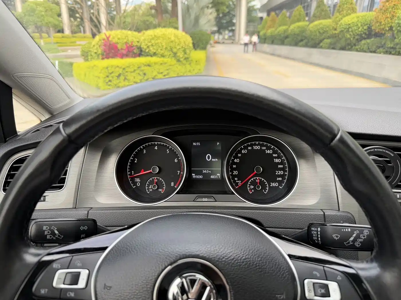 Volkswagen Golf 2014 1.4TSI Automatic Luxury фото 11