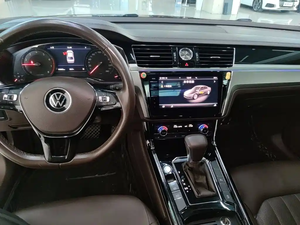 Volkswagen Phideon 2021 2021 380TSI Luxury Edition