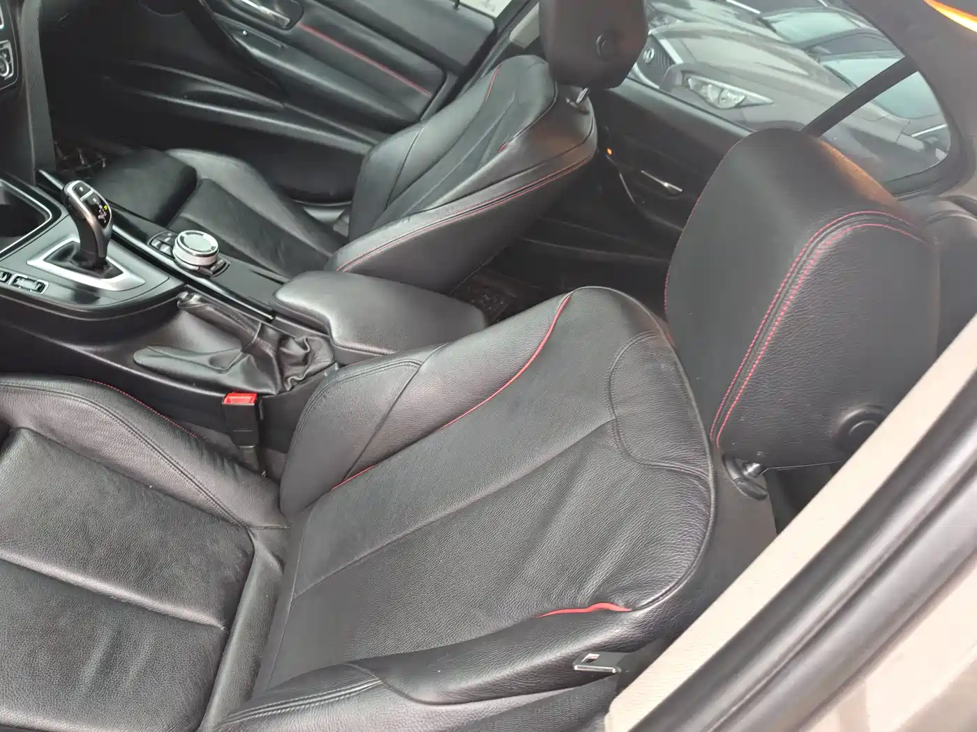BMW 3 Series (Import) 2013 320i Sport Design Package фото 30