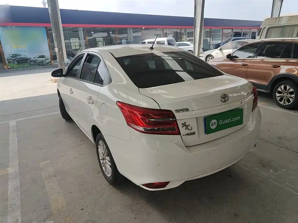 Toyota Vios 2017 1.5L CVT Pioneer фото 5