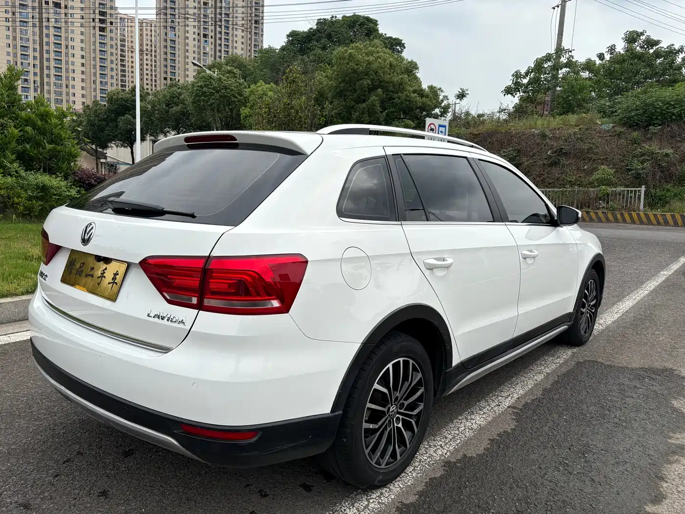 Volkswagen Gran Lavida 2014 1.6L Auto фото 4