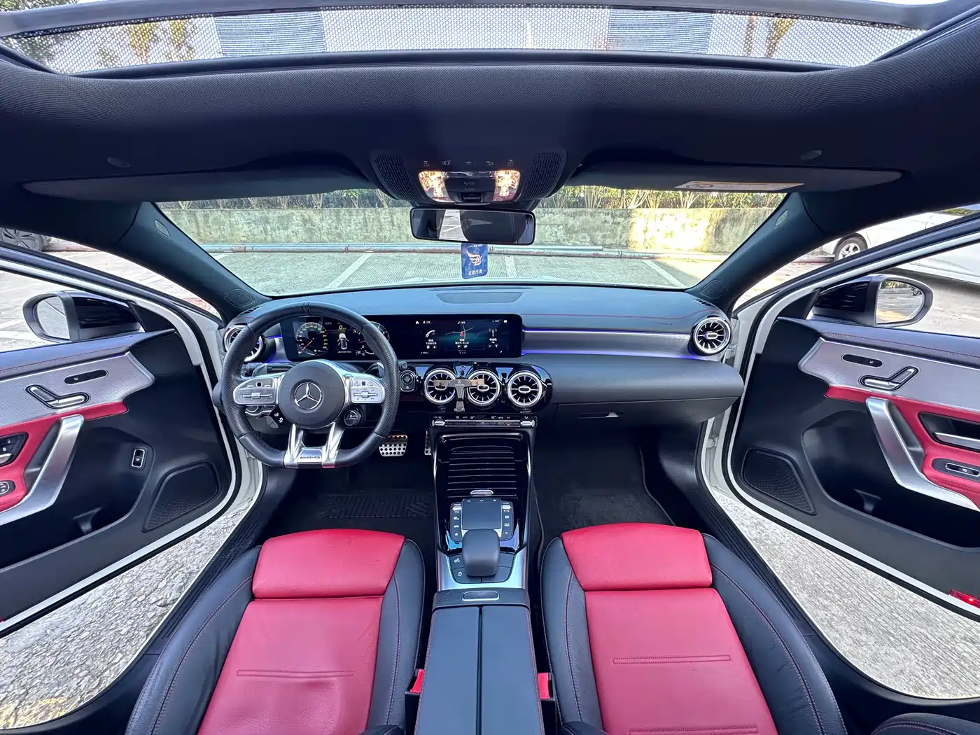 Mercedes-Benz A-Class AMG 2020 AMG A 35 L 4MATIC фото 6