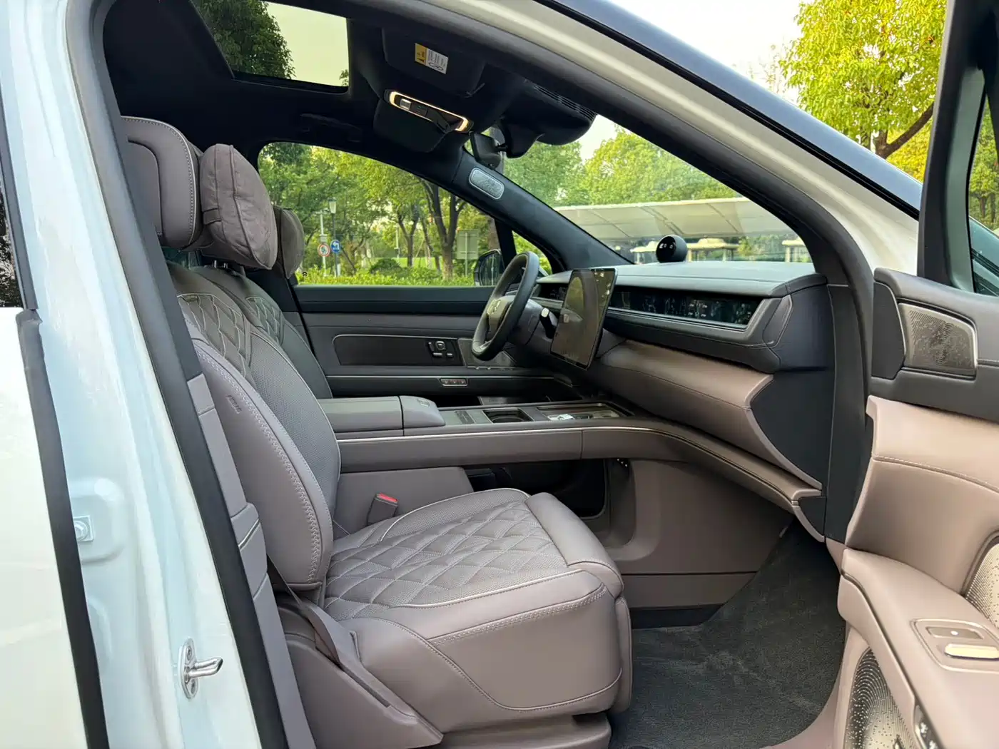 NIO ES8 2026 2025 Base Model