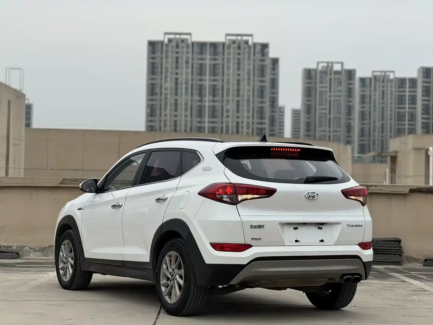 Hyundai Tucson 2018 1.6T DCT 2WD 15th Anniversary Special Edition фото 7