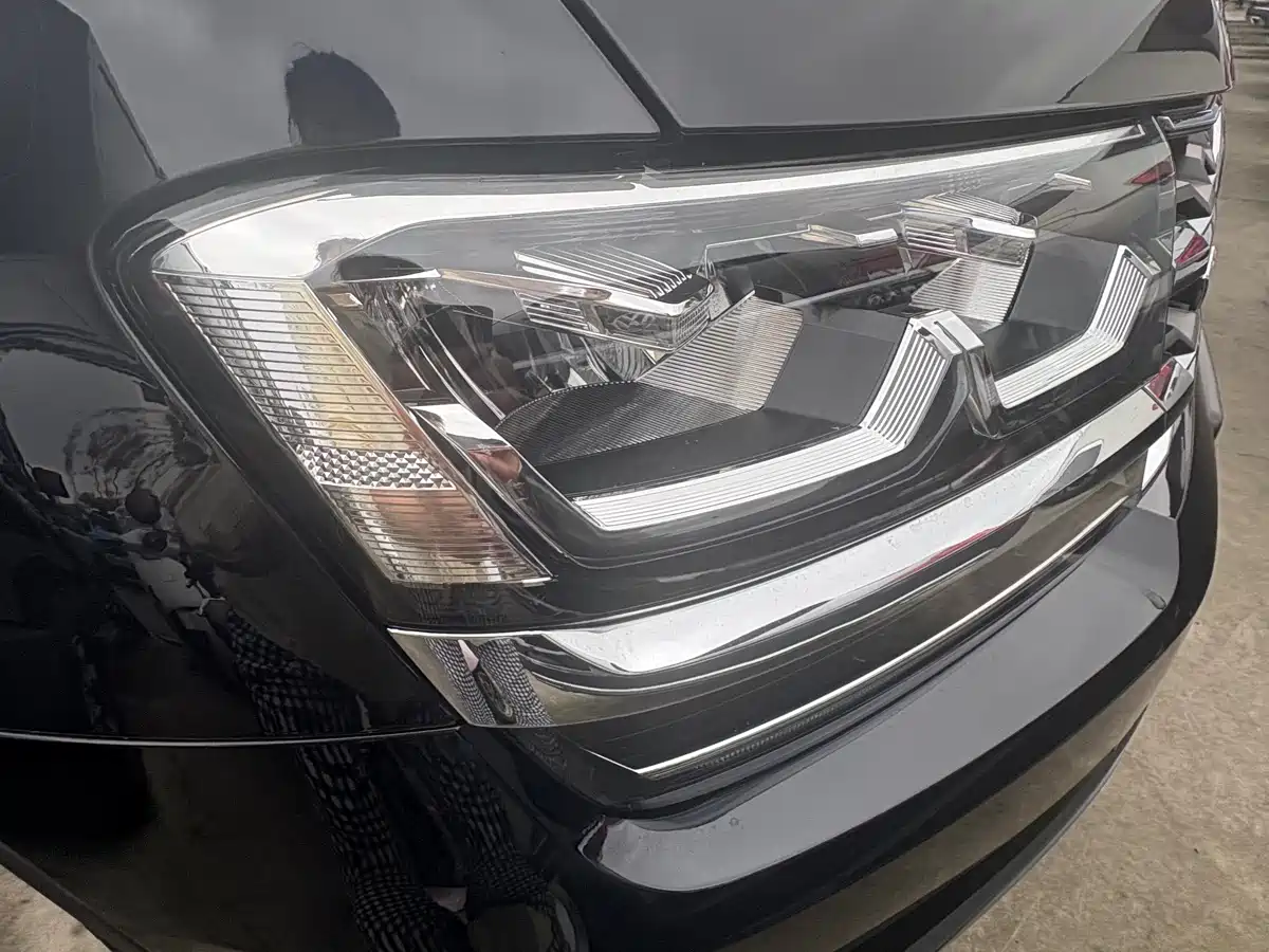 Volkswagen Teramont 2019 380TSI 4WD Comfort China V фото 4
