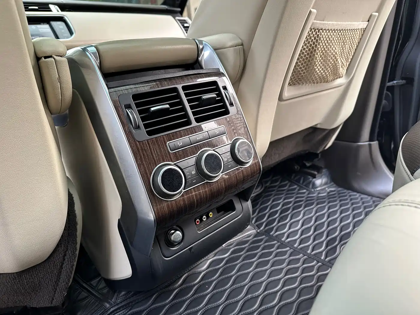 Land Rover Range Rover Sport 2014 3.0 SC V6 HSE DYNAMIC фото 11