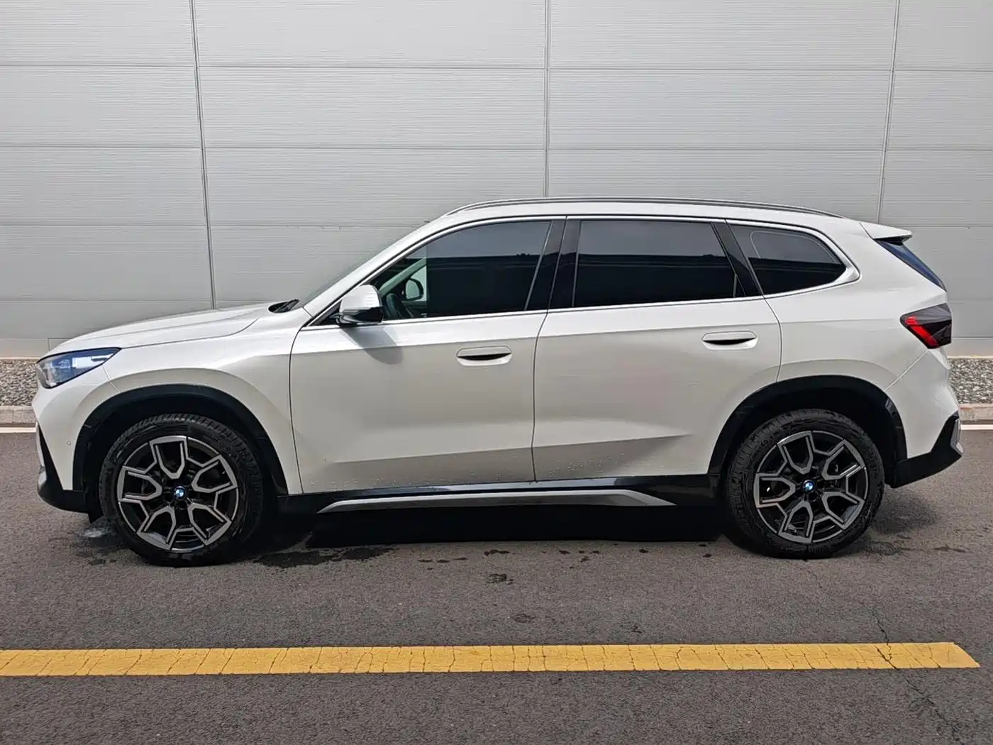 BMW X1 2025 sDrive25Li X Design Package фото 5