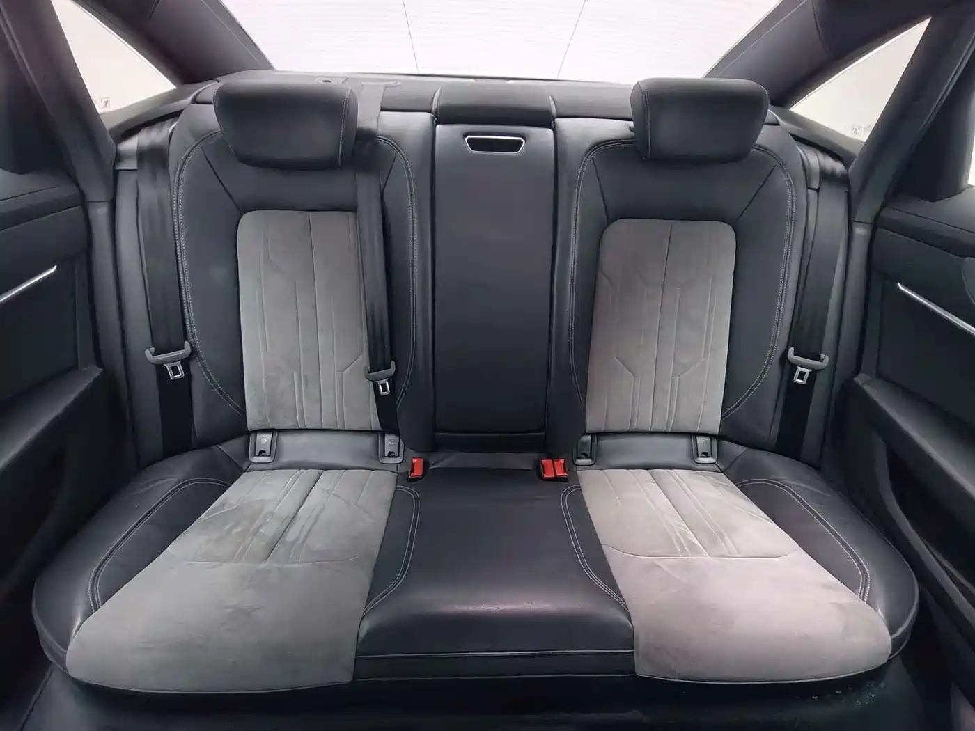 Audi A6L 2022 40 TFSI Luxury Dynamic фото 15