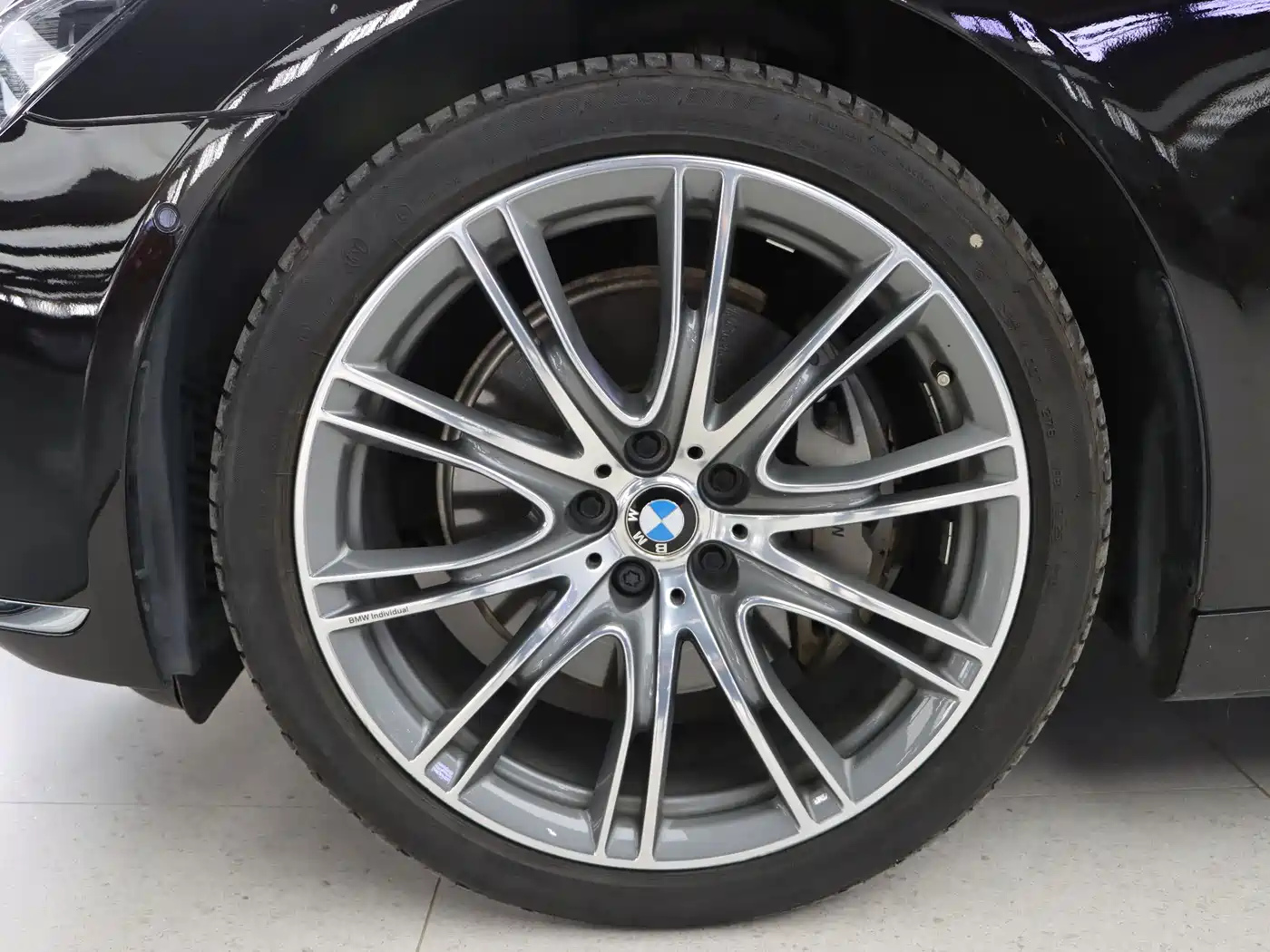 BMW 7 Series 2018 740Li xDrive Premium Type Excellence Package фото 9