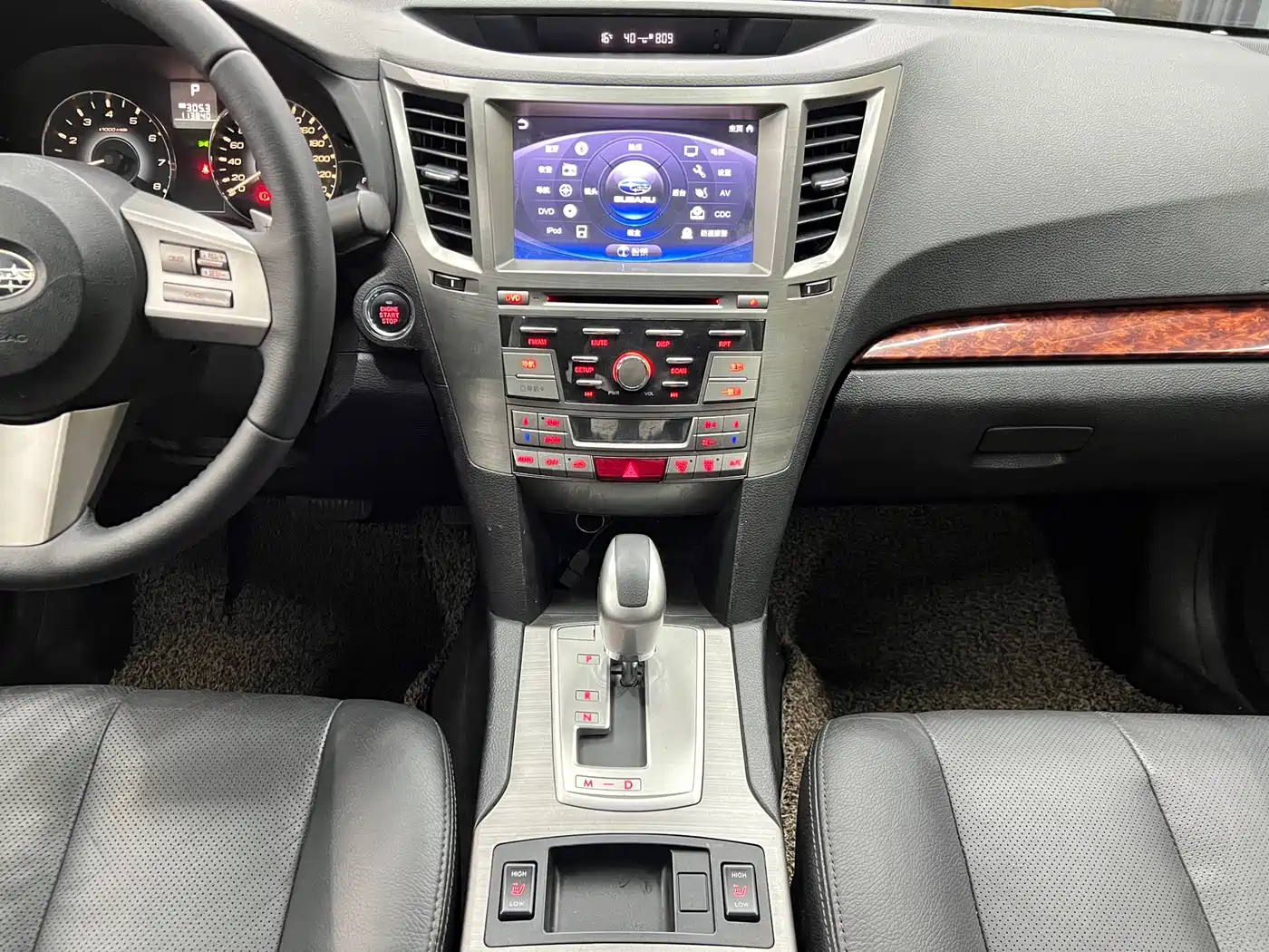 Subaru Legacy 2010 2.5i Luxury Navigation Edition фото 11