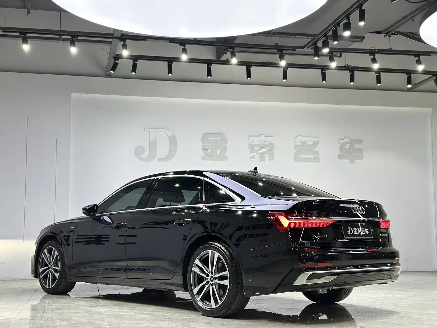 Audi A6L 2024 40 TFSI Luxury Dynamic фото 4