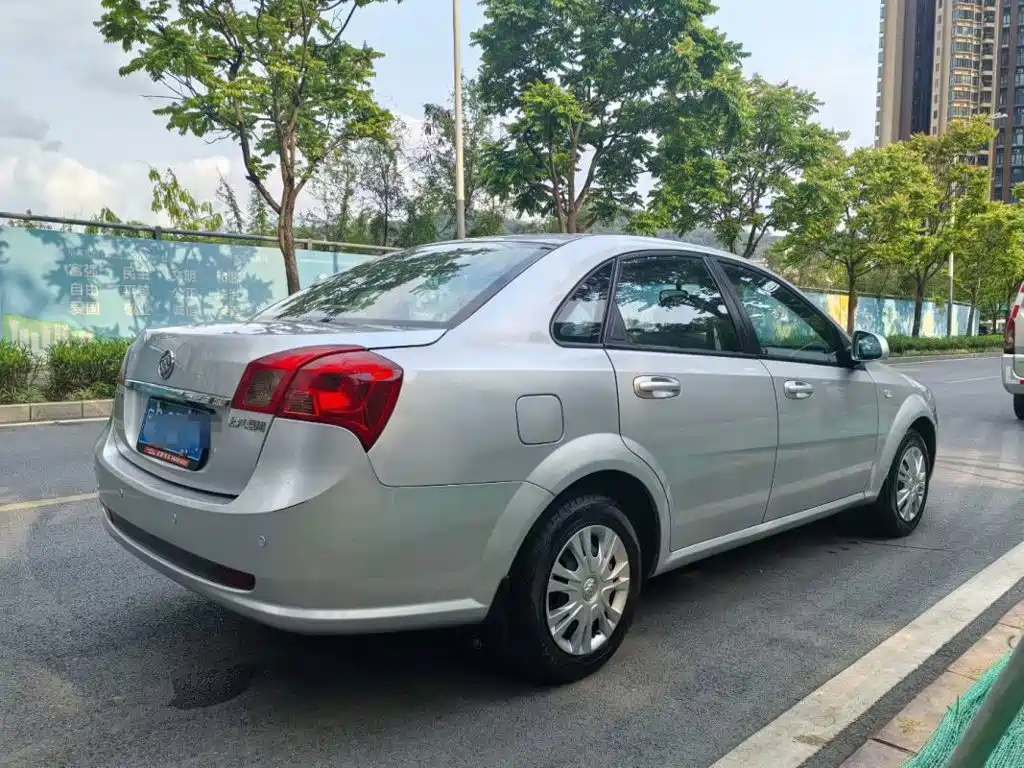 Фото 9 - Buick Excelle