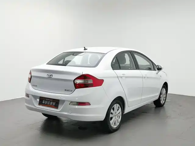 Cowin Kaiyi C3 2015 1.5L Manual Gold Diamond — фото 2