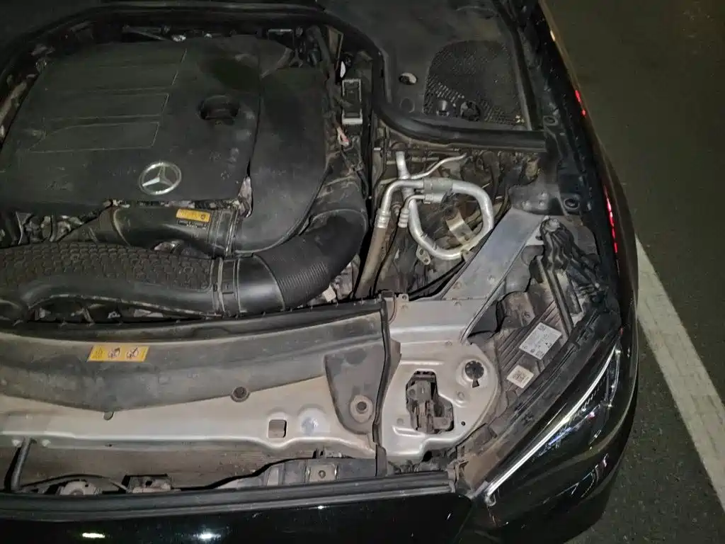 Фото 21 - Mercedes-Benz E-Class