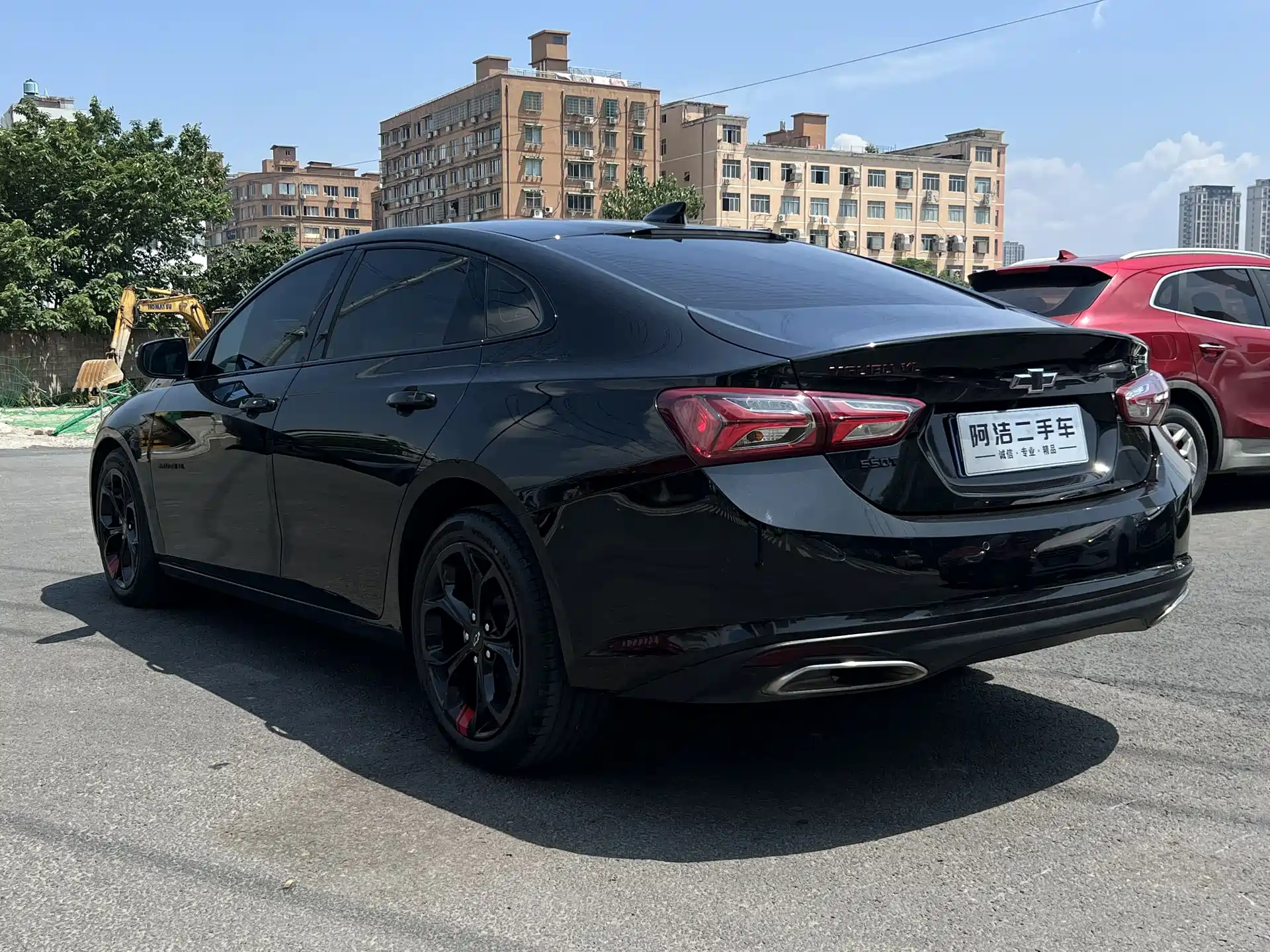 Photo 5 - Chevrolet Malibu XL