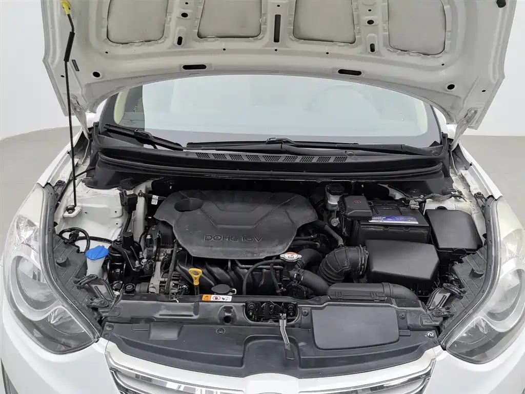 Hyundai Langdong 2012 1.6L Manual Leading фото 6