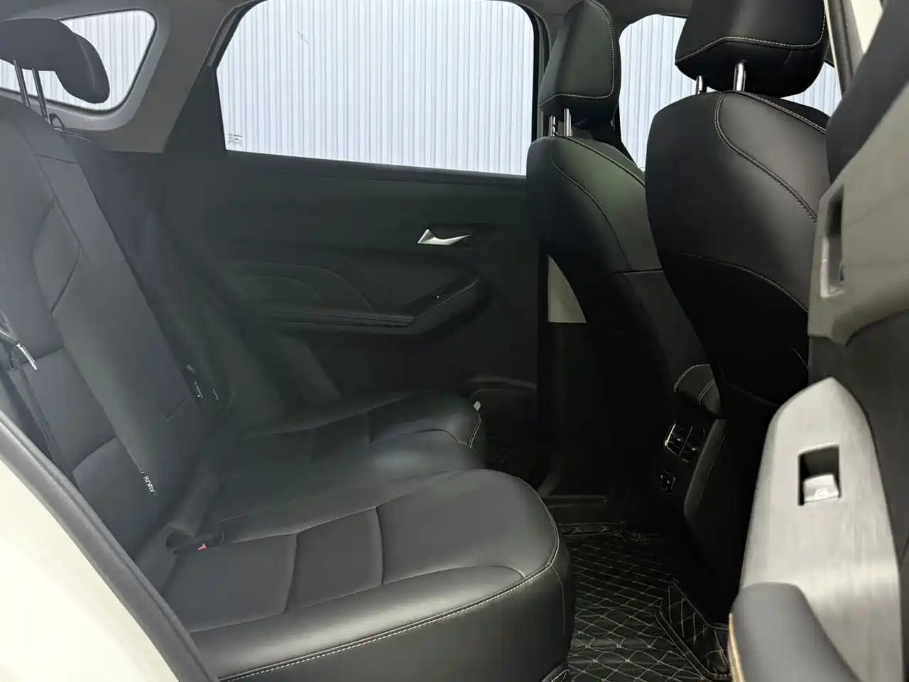 Haval Chitu 2022 Power Edition 1.5T Purple Copper Rabbit фото 11