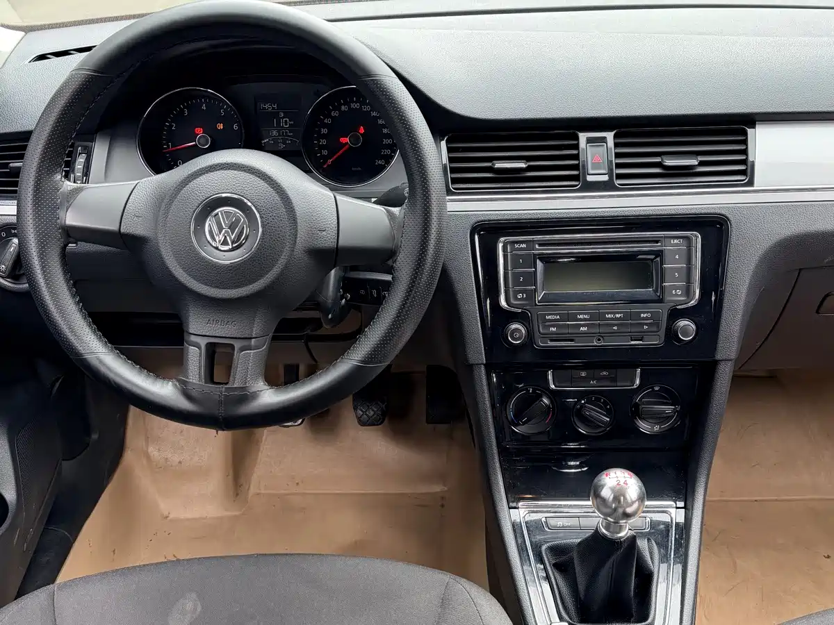 Volkswagen Bora 2013 2013 1.6L Manual Fashion Model
