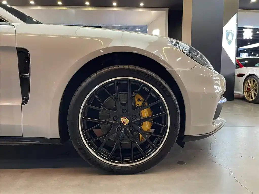 Porsche Panamera 2019 Panamera 2.9T фото 17