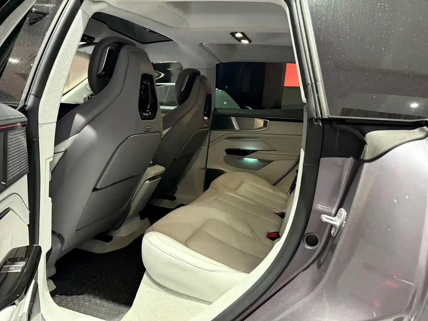 HiPhi Y 2023 2023 560km Elite Edition