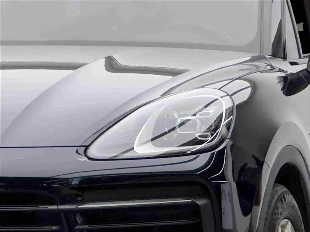 صورة 3 - Porsche Cayenne New Energy