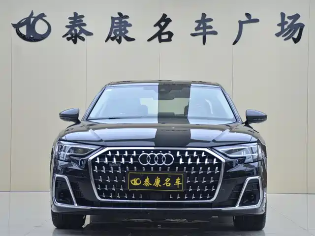 Audi A8, фото 2