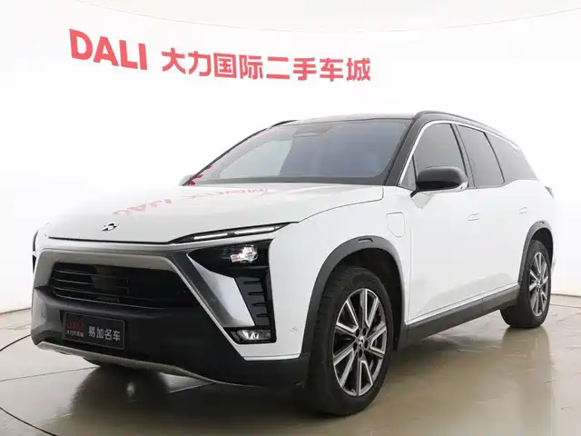 NIO ES8 2023