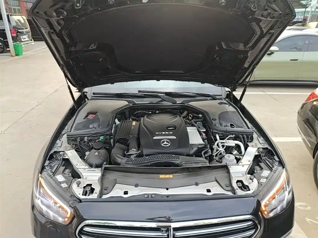 Mercedes-Benz E-Class New Energy 2022 Facelift E 350 e L Plug-in Hybrid Sedan фото 20