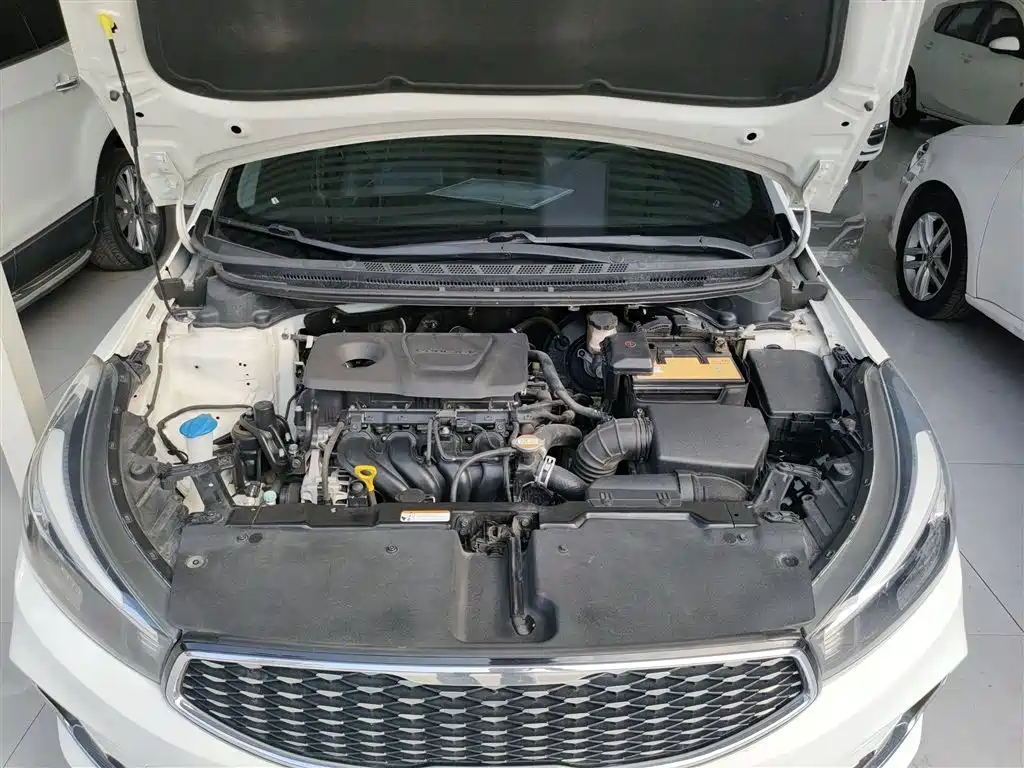 Kia K3 2016 1.6L Automatic GLS фото 16
