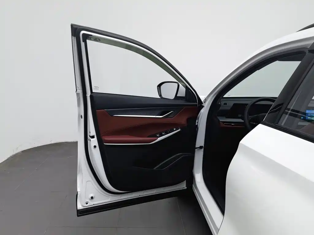 Фото 8 - Changan CS75 PLUS
