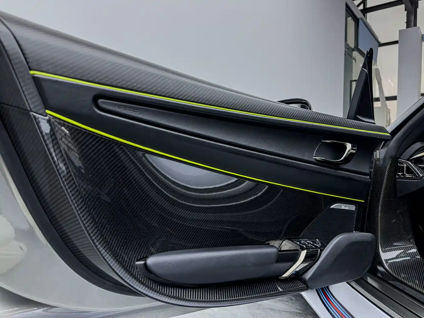 Porsche 918 Spyder 2015 2014 4.6L