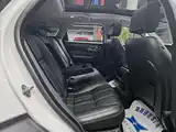 Фото 9 - Land Rover Range Rover Velar