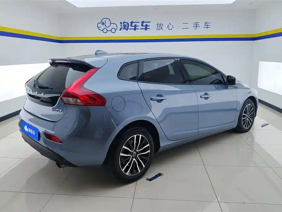 Volvo V40 2019 T3 Momentum фото 3