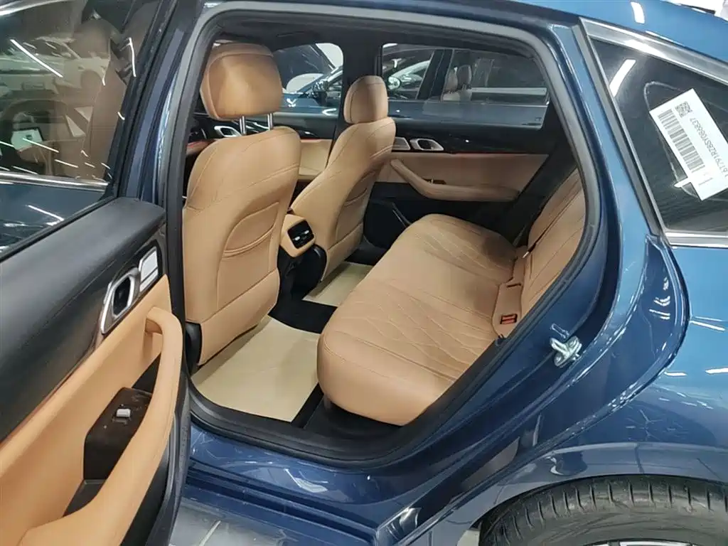 Geely Galaxy Galaxy A7 2025 EM-i фото 17